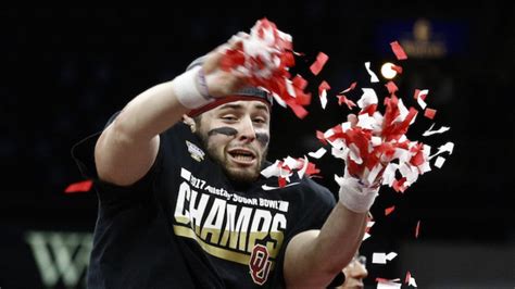 baker mayfield is college football s most fun player