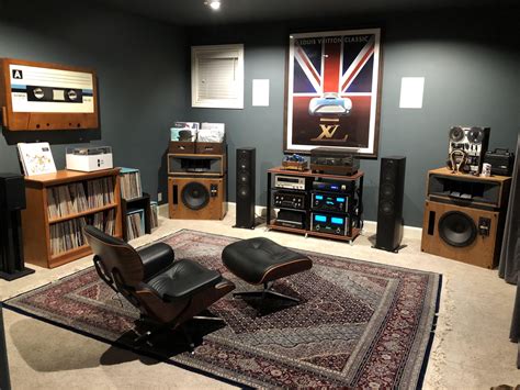 heres  listening room  shared   raudiophile previously audiophile room hifi room