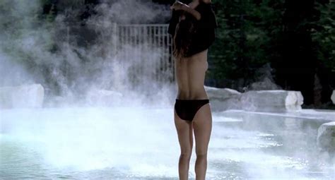 Elsa Pataky Topless Scene From Manuale D Amore 2