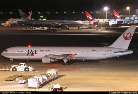Ja8365 Jal Japan Airlines Boeing 767 300 At Tokyo Narita Intl