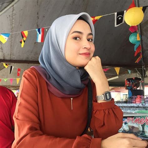 gadis berjilbab nan bersahaja jilbab smile jilbab cantik gadis