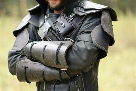 skyrim guildmaster armor  leathersmitty  deviantart