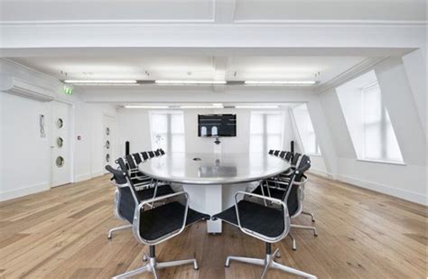 crucial factors  design  impressive conference room