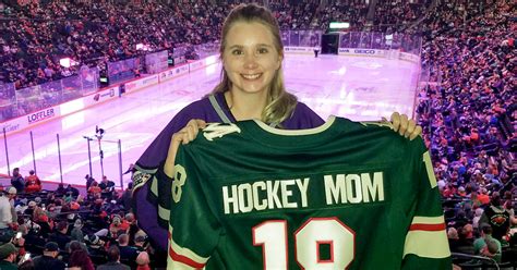 Gramentz Is Named The 2018 ‘schwan’s™ Hockey Mom Of The Year’ Schwan
