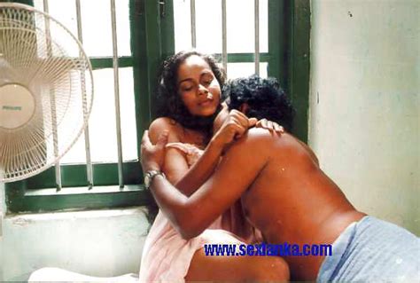 srilankan actress and ladies nude 10 pics