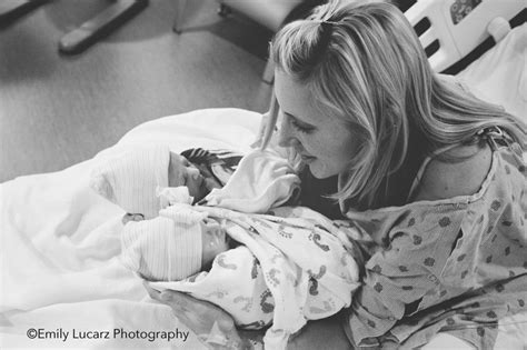 twin birth st louis twin newborn photographer emily lucarz