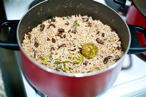 How To Cook Jamaican Rice And Peas Vegan Chef And Steward