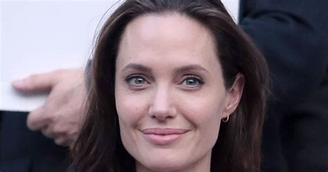 angelina jolie to give a speech on the refugee crisis