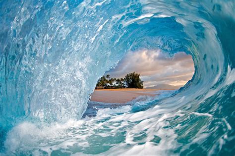 Interview Crashing Ocean Waves Frozen In Stunning Moments Captured By