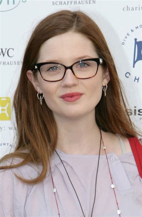 bonnie wright pictures of female celebrities wearing