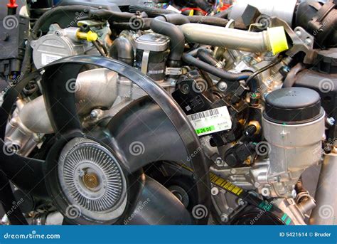 truck engine picture image