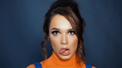 Pretty Girl Face Tongue Hot Sex Picture