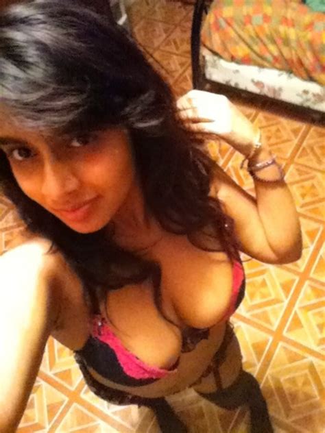real spicy bihari girl bra removing in college hostel college sex pics