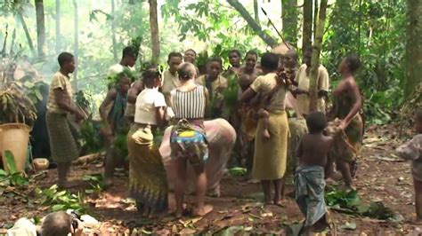 Baaka Pygmy Dance Central African Republic Youtube