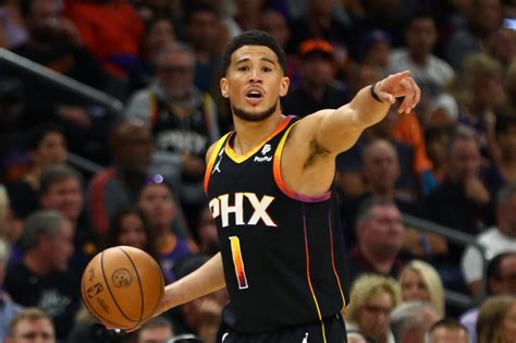 Phoenix Suns Star Devin Booker Trends On Twitter Sports Illustrated