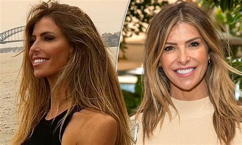 Laura Csortan 44 Looks Half Her Age On Sydney Harbour Daily Mail Online