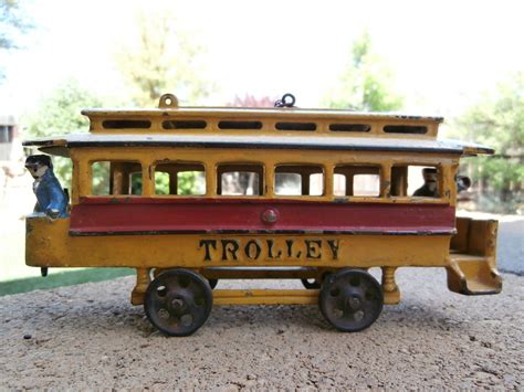 toy trolley   harris cast iron trolley train car antique price guide details page