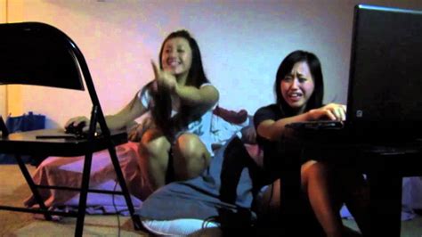 Two Asian Girls Play Slender Reaction Cam Youtube