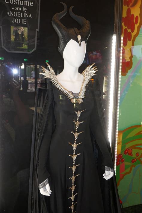 Hollywood Movie Costumes And Props Angelina Jolie And