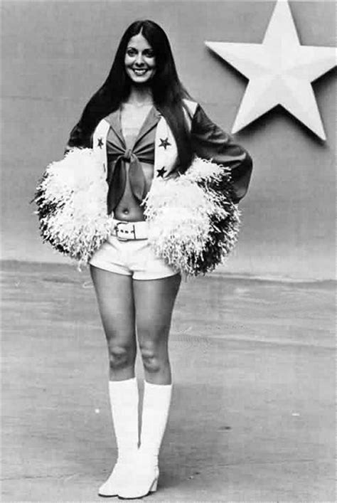Hot Pants 1970 • Short Shorts Girls Years 70s Vintage