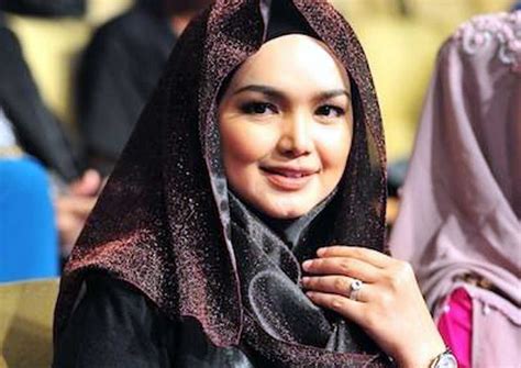 singer siti nurhaliza comes to terms with miscarriage malaysia women news asiaone