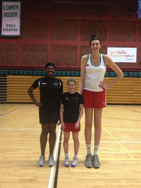 Jessica Pardoe Tall By Lowerrider Tall Women Tall Girl Tall