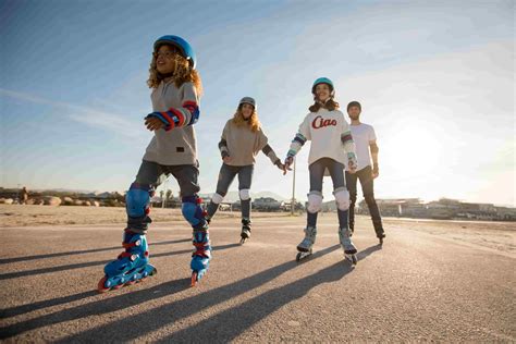 benefits  learning roller skating   adolescent blog decathlon