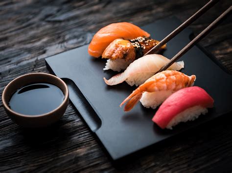 The Biggest Mistakes When Eating Japanese Food According To Top Chefs
