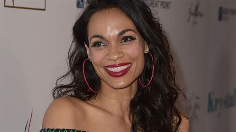 rosario dawson shares completely nude nsfw photo video for her 39th