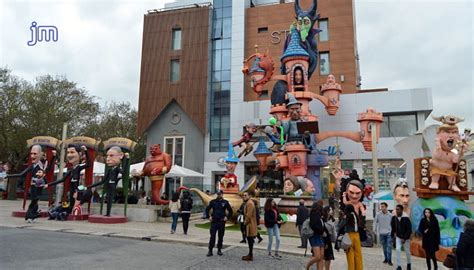 carnaval torres vedras  monumento abracadabra acorda ze imagens jornal de mafra
