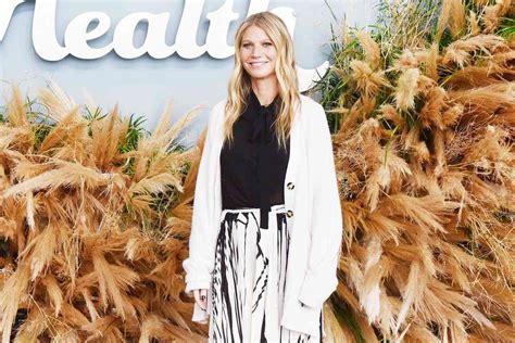 Gwyneth Paltrow S Goop Holiday Guide Includes 1 350 Bdsm Kit