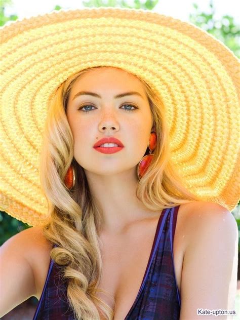 469 best kate upton images on pinterest swimming suits swimsuit and bathing suits