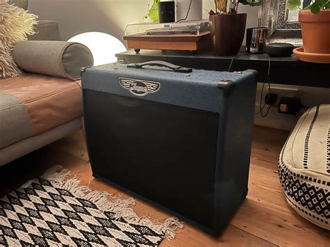 blue traynor ycv valve combo amp musical instruments portsmouth facebook marketplace