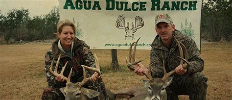South Texas Trophy Whitetail Hunts Large Whitetail Deer