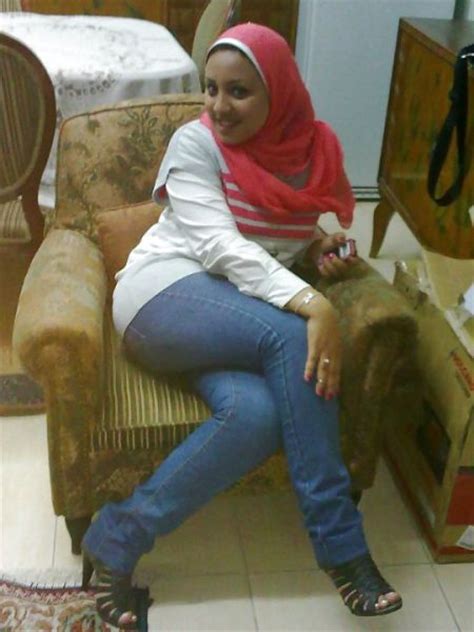 arab hijab girls exclusive 4 pics picture 3