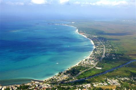 negril  mile beach harbor  negril jamaica harbor reviews