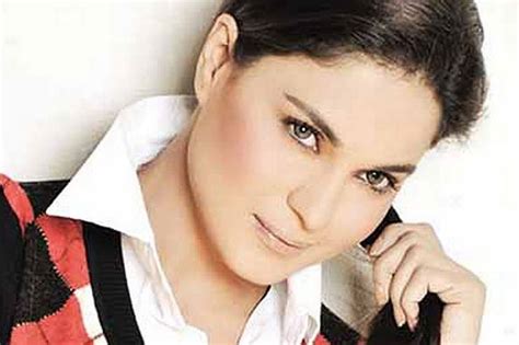 Girls On Beach Indian Dasi Anuty Veena Malik Pakistani