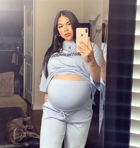 Huge Pregnant Belly Reddit Pregnantbelly