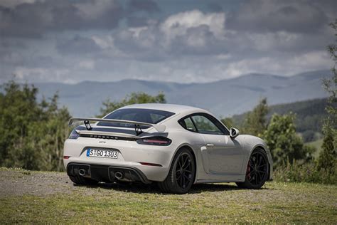 porsche  cayman gt review gtspirit