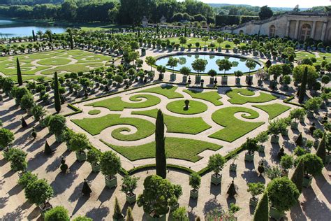 french garden  versailles palace paris progettazione del verde versailles giardino