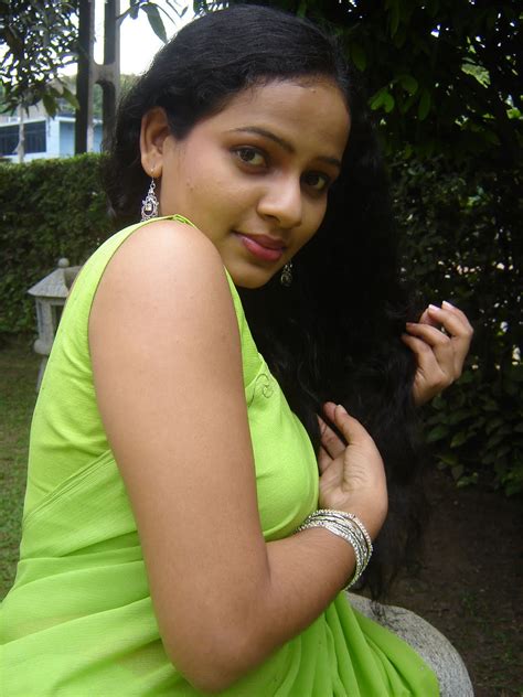 Sri Lankan Popular Teledrama Actress Umayangana