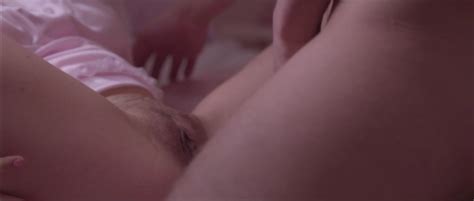 nude video celebs macarena gomez nude la hora del bano 2014
