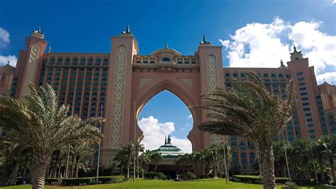 atlantis hotel  palm jumeirah skye travels