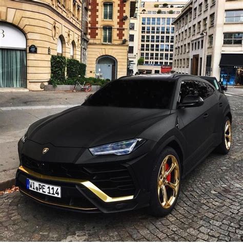 lamborghini urus black gold coches lamborghini luxury sports cars auto de lujo