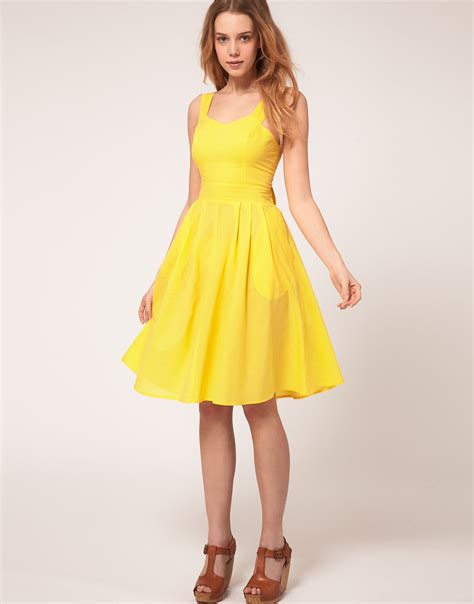 yellow dress tamunsa delen