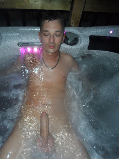 calgary hot tub porn march 19th 2014 slideshow on yuvutu homemade amateur porn movies and xxx