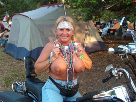 biker rally titties