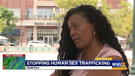 experts survivors hold human sex trafficking discussion