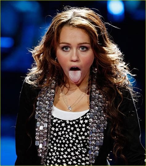 full sized photo of miley cyrus tongue 22 photo 1049601 just jared