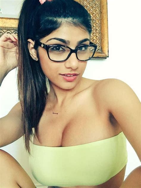 Ex Porn Star Mia Khalifa Told To Rot In Hell After